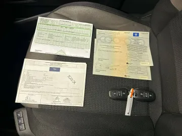Car image 29