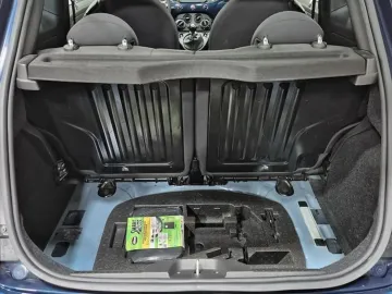 Car image 31
