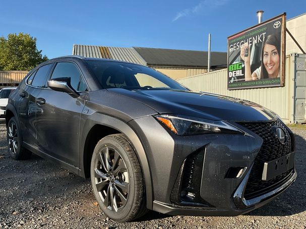 Lexus UX 300h 146 kW image number 2