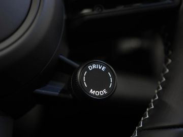 Car image 35