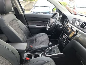 Car image 7