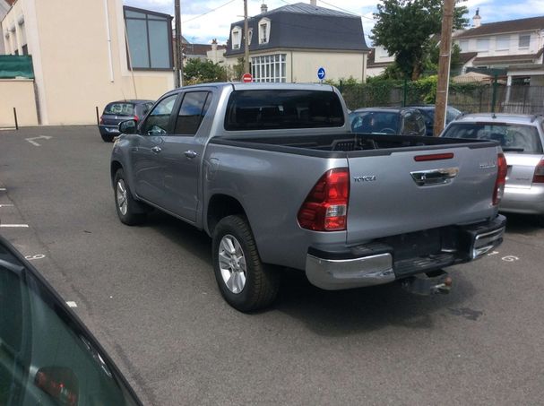 Toyota Hilux D Double Cab 2.4 4D 4WD 110 kW image number 7