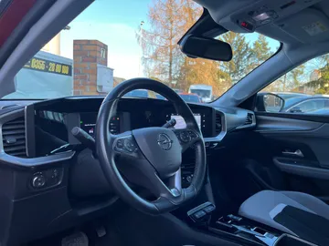 Car image 20