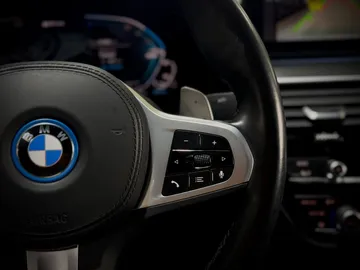 Car image 39