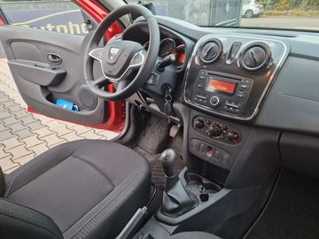 Car image 13