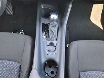 Car image 11