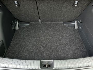 Car image 36