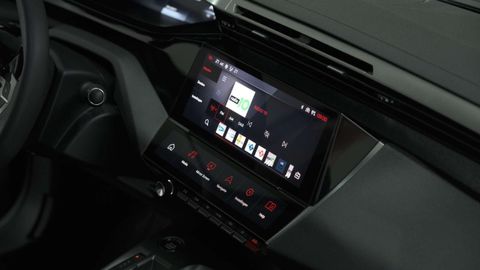 Car image 48