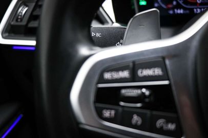 Car image 33