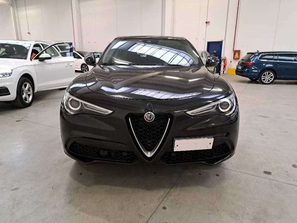 Alfa Romeo Stelvio Diesel AT8 Q4 154 kW image number 2