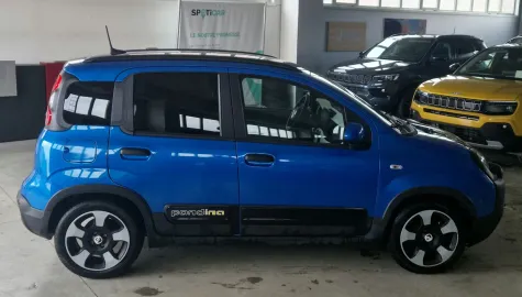 Car image 5