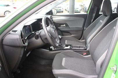 Car image 11