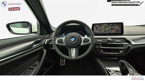 BMW 530d Touring xDrive 210 kW image number 9