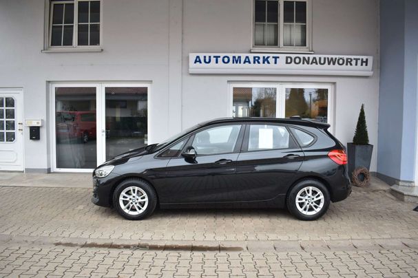 BMW 218i Advantage 103 kW image number 4