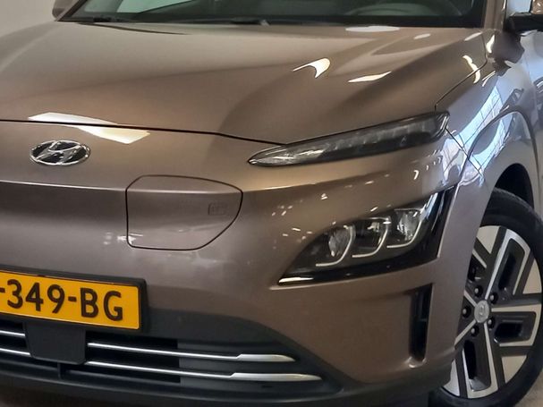 Hyundai Kona 64 kWh 150 kW image number 16