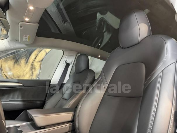 Tesla Model Y AWD Dual Motor 291 kW image number 12