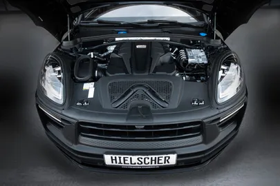 Car image 38