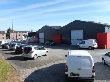 Car image 20