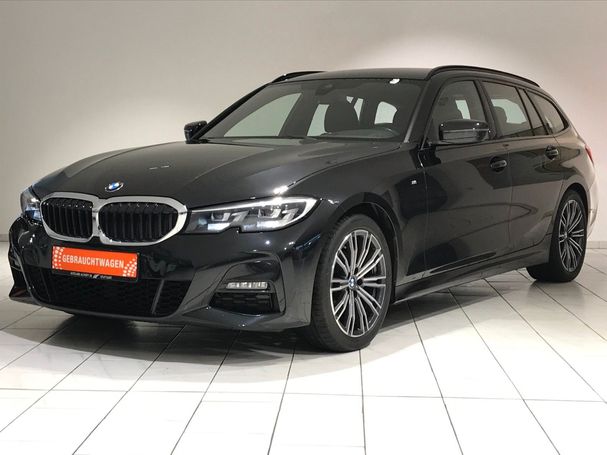 BMW 320i Touring 135 kW image number 1