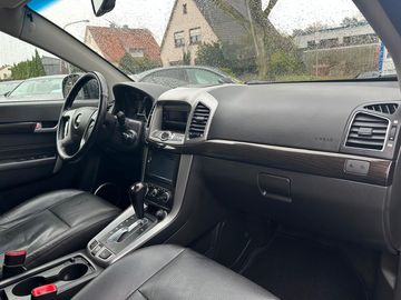 Car image 26