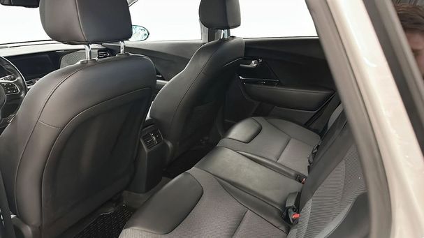 Kia Niro e 150 kW image number 9