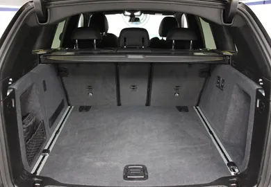 Car image 48