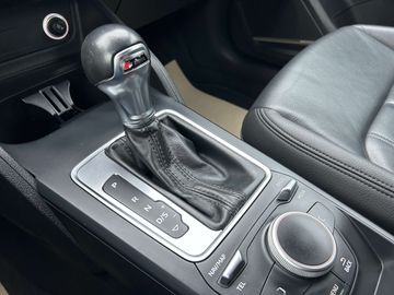 Car image 36