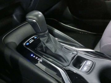 Car image 20