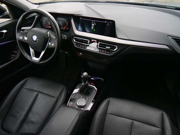 BMW 118i 104 kW image number 4