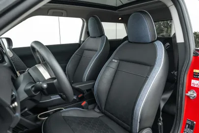 Car image 40