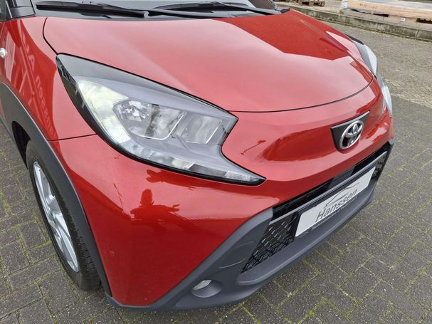 Toyota Aygo X 1.0 VVT-i 53 kW image number 9