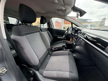 Car image 12