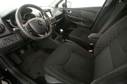 Car image 22