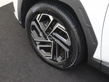 Car image 38