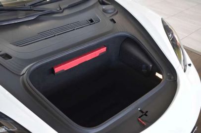 Car image 30