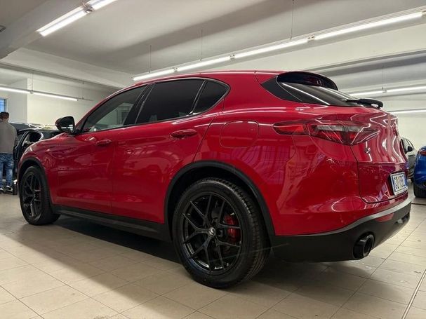 Alfa Romeo Stelvio 2.2 Diesel AT8 140 kW image number 9