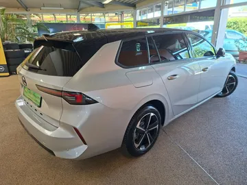Car image 41