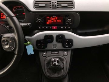 Car image 11