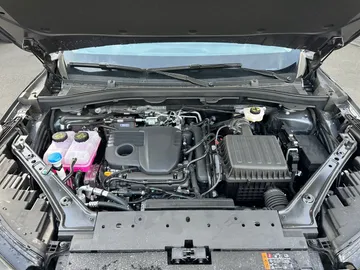 Car image 30