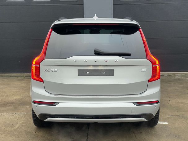 Volvo XC90 T8 335 kW image number 28