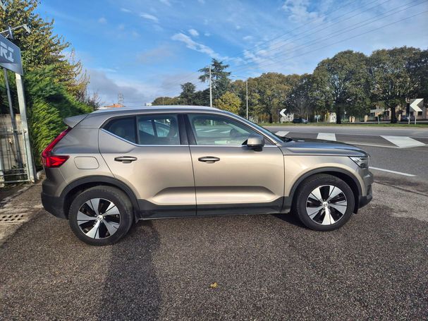 Volvo XC40 T4 Inscription Expression 155 kW image number 7