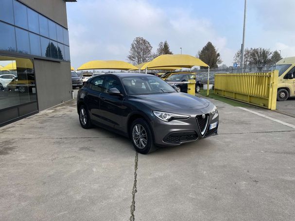 Alfa Romeo Stelvio 2.2 Q4 140 kW image number 5