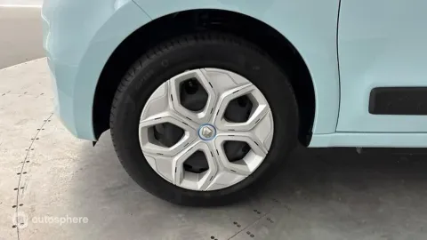 Car image 20