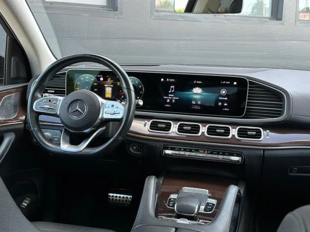 Mercedes-Benz GLS 580 360 kW image number 10