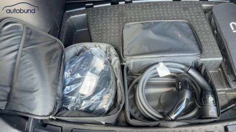 Car image 31