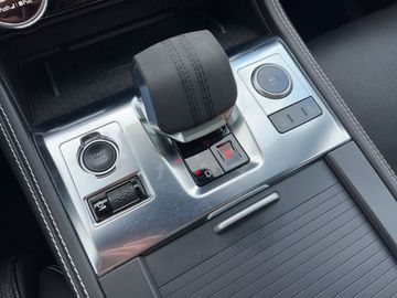 Car image 31