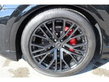 Car image 28