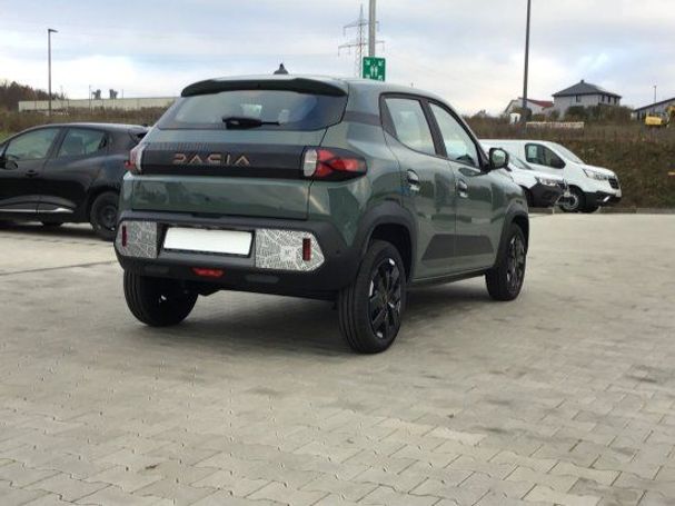 Dacia Spring Electric 65 Extreme 48 kW image number 4