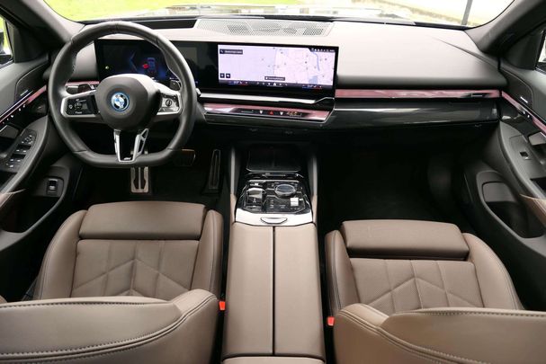 BMW 530 e 220 kW image number 7