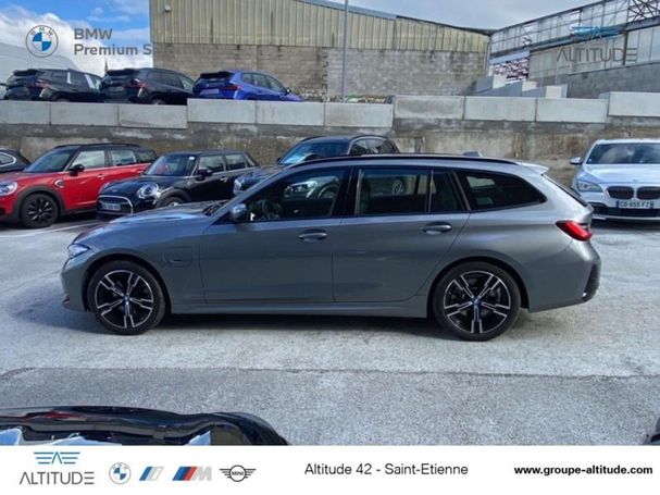 BMW 330 Touring M Sport xDrive 137 kW image number 4